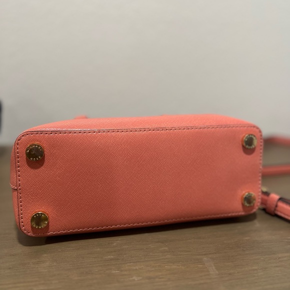 Medium size Michael Kors bag - Picture 6 of 13